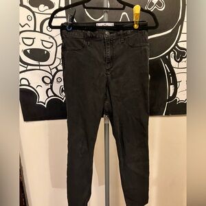 Hollister Black Curvy High-Rise 9R Jean Legging